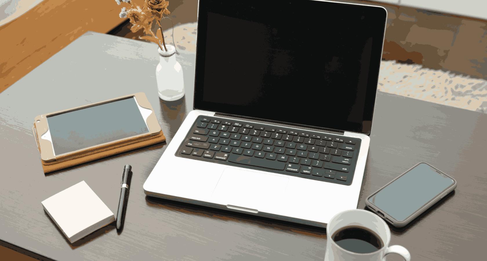 フリーランスの成功の方程式：自立と成長を実現するための戦略と実践